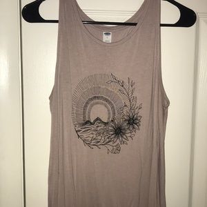 Old navy graphic tank